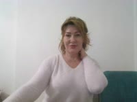 I am hardworking, attentive and neat. I like order and coziness in the house. I spend my free time walking in the park, enjoying nature. I