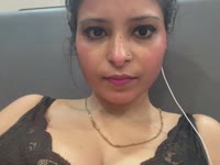 Hi! I’m a fun, friendly and playful girl who loves meeting new people from around the world. I’m naturally curious, open-minded and enjoy making every conversation feel special. Come say hi, get to know me and let’s create some exciting memories together. ❤