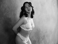 naughty cam girl fingering pussy AislyFollin