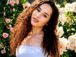 camgirl webcam CharisFernette