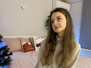sex webcam chatroom CyrenaLuxe