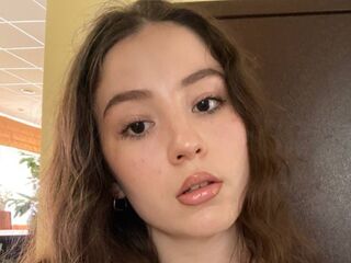 cam girl playing with sextoy JulyLarain