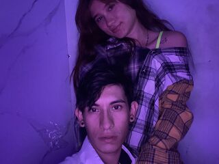 closeup live cam AnnyaAndRick