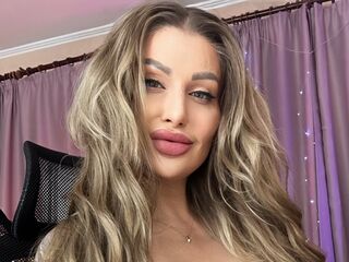 webcamgirl fetish chat LuxeAnna