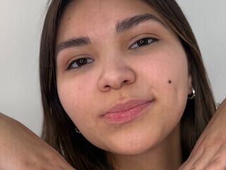 hot cam girl masturbating AdriaKunstlinger