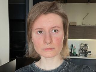 camgirl masturbating with sex toy AlessandraMillis