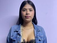 strip tease show AmeliaLaurent