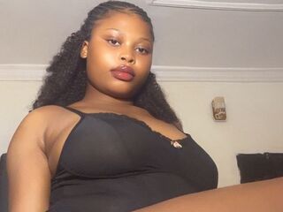webcam striptease BellaVine