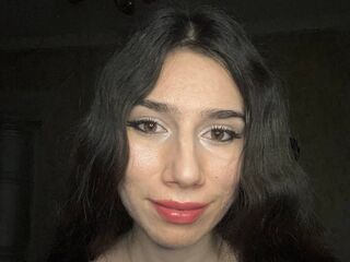 naked girl with webcam masturbating with vibrator BritanySudderth