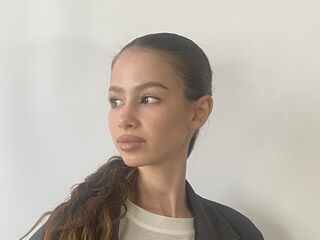 mastubating web cam girl CarlynKernell