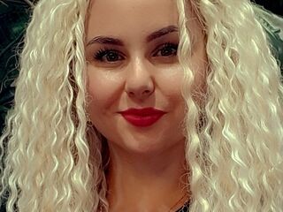hot cam girl masturbating with vibrator Carmines
