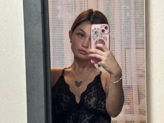 naked cam girl masturbating with vibrator ClareHoop