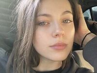 hot girl cam ClarettaZinno