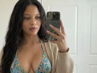 cam girl chat room DaviWilliams