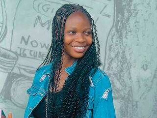 camgirl fingering shaved pussy DavidsonAurora