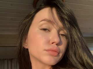 naked cam girl DeanneMizzell