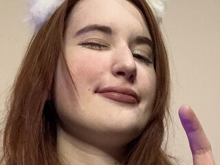 cam slut chat room EvaBorn