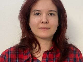 camgirl masturbating with sextoy GeniaEngelson