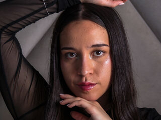sexy camgirl IrysMontiel