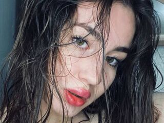 naked girl with webcam masturbating with vibrator JackiMapel