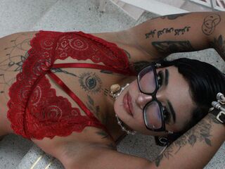 webcamgirl chat room JessiHilton