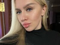 naked cam girl masturbating JudiJadore