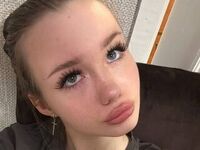 camgirl masturbating JuliaStevens