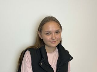 adult cam chat room JulianeWadley