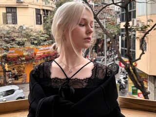 naked webcam girl KamValentine