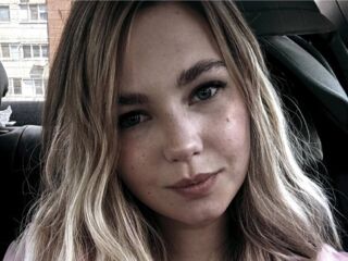 hot cam slut KandyWeiss