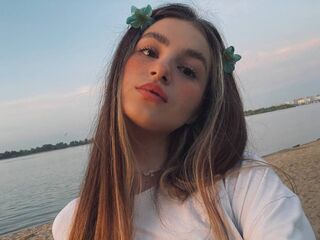 hot cam girl masturbating with vibrator KelleyHarris