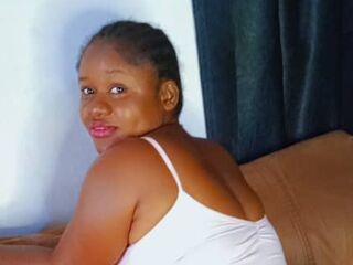 masturbating webcam girl KiraDon