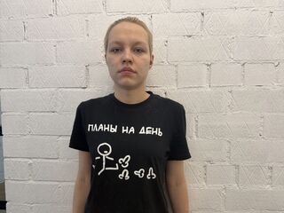 kinky cam photo KirstieSchiffert