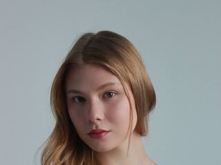 hot webcam slut LavonAllara