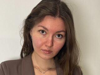 naked girl with live cam masturbating LeilaCoocher