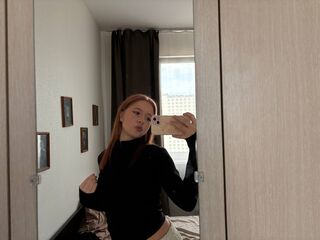 hot cam girl masturbating with vibrator LennieLukasik