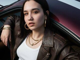 camgirl picture LeraMednis