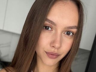 cam girl playing with vibrator LibradaFrohwein