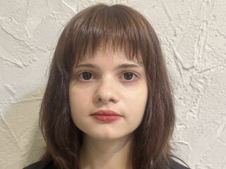 naughty camgirl fingering shaved pussy LillyMilly