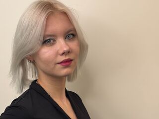 camgirl masturbating with sextoy LindsayMcirvin