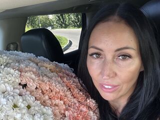 chatroom cam LipaWild