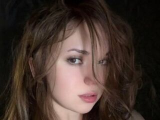 beautiful camgirl MIaViia