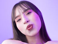 cam chatroom MadeleynRose