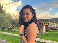 naked camgirl masturbating with dildo MariaVelvet