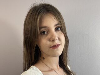 camgirl playing with sex toy MattieSotlar