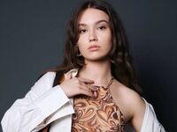 free nude cam MauraHoese