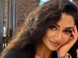 teaser cam MayaDastrup