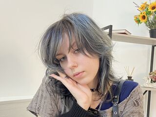 camgirl masturbating with sextoy MelonyBloom