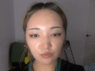 free nude webcam MiaChinessa