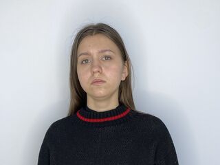 naked cam girl masturbating with vibrator MiriamWhitener